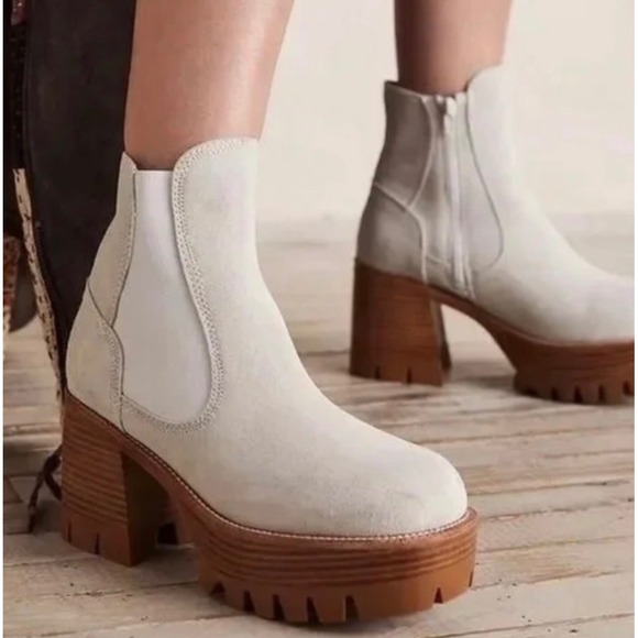 Jeffrey Campbell Free People Preston Quavo White Suede Platform Boots, 8.5M - Picture 1 of 6